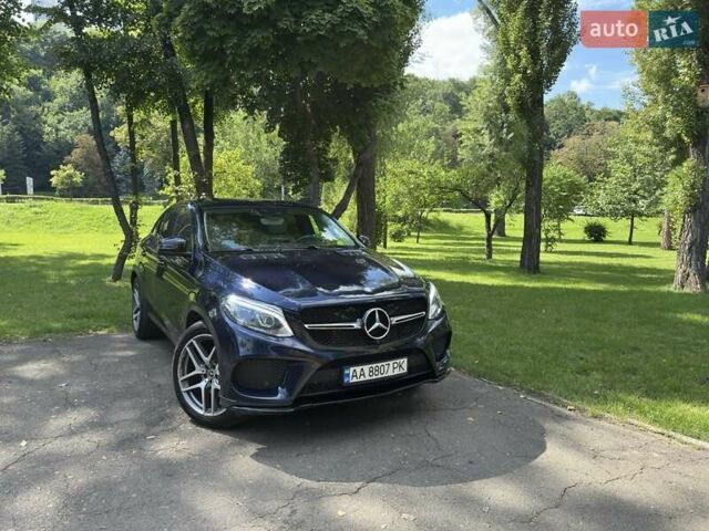 Синій Мерседес GLE-Class Coupe, об'ємом двигуна 2.99 л та пробігом 211 тис. км за 40500 $, фото 7 на Automoto.ua