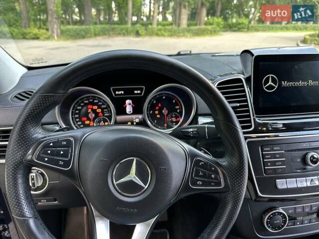 Синій Мерседес GLE-Class Coupe, об'ємом двигуна 2.99 л та пробігом 211 тис. км за 40500 $, фото 11 на Automoto.ua