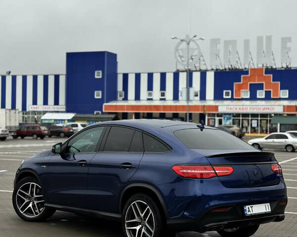 Синий Мерседес GLE-Class Coupe, объемом двигателя 3 л и пробегом 271 тыс. км за 48999 $, фото 4 на Automoto.ua