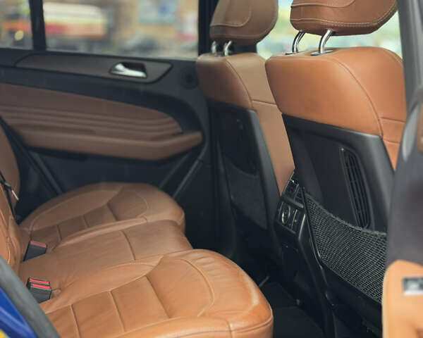 Синий Мерседес GLE-Class Coupe, объемом двигателя 3 л и пробегом 271 тыс. км за 48999 $, фото 18 на Automoto.ua