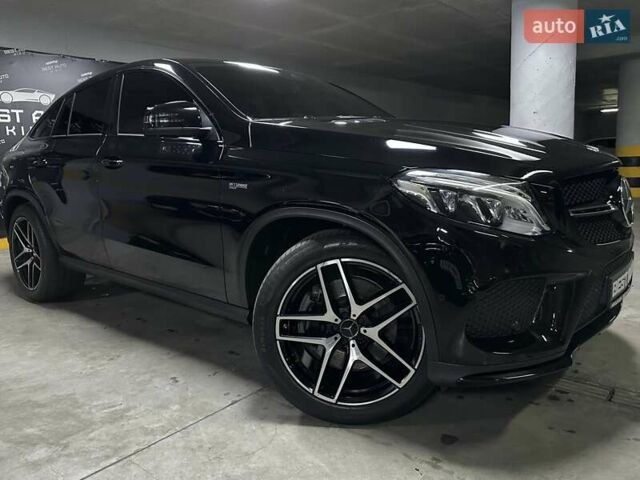 Синий Мерседес GLE-Class Coupe, объемом двигателя 3 л и пробегом 85 тыс. км за 49500 $, фото 77 на Automoto.ua