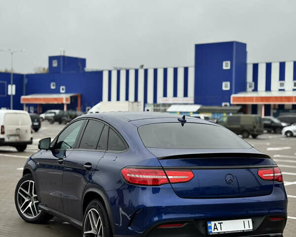 Синий Мерседес GLE-Class Coupe, объемом двигателя 3 л и пробегом 271 тыс. км за 48999 $, фото 5 на Automoto.ua