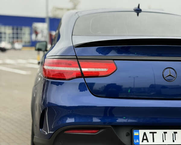 Синий Мерседес GLE-Class Coupe, объемом двигателя 3 л и пробегом 271 тыс. км за 49999 $, фото 6 на Automoto.ua