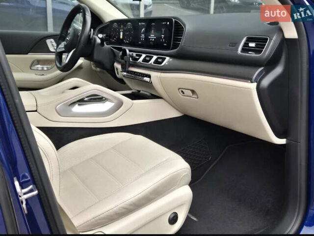 Синий Мерседес GLE-Class Coupe, объемом двигателя 2.93 л и пробегом 62 тыс. км за 77000 $, фото 10 на Automoto.ua