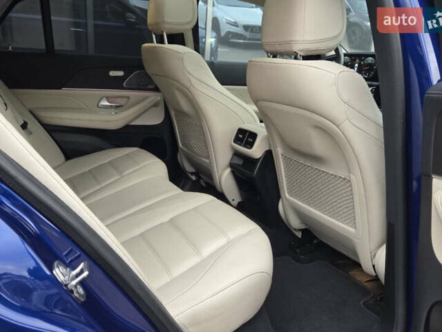 Синий Мерседес GLE-Class Coupe, объемом двигателя 2.93 л и пробегом 62 тыс. км за 77000 $, фото 32 на Automoto.ua