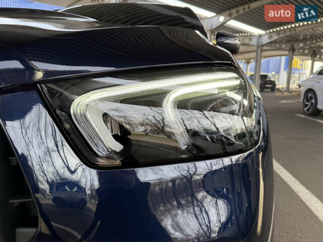 Синий Мерседес GLE-Class Coupe, объемом двигателя 3 л и пробегом 91 тыс. км за 85000 $, фото 21 на Automoto.ua