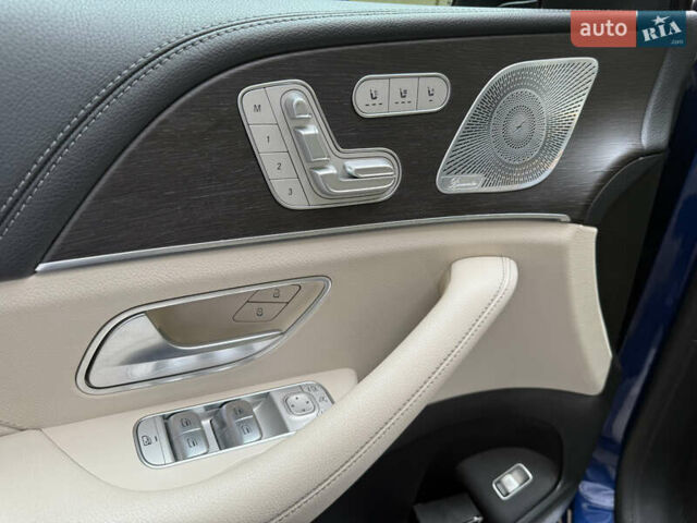Синий Мерседес GLE-Class Coupe, объемом двигателя 2.93 л и пробегом 62 тыс. км за 77000 $, фото 35 на Automoto.ua