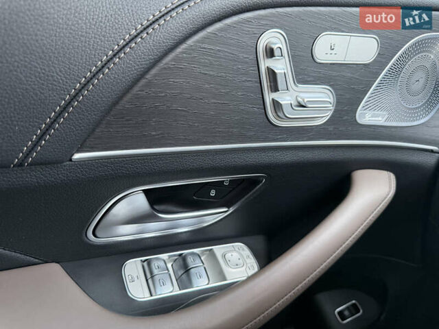 Синий Мерседес GLE-Class Coupe, объемом двигателя 3 л и пробегом 91 тыс. км за 85000 $, фото 50 на Automoto.ua