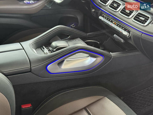 Синий Мерседес GLE-Class Coupe, объемом двигателя 3 л и пробегом 91 тыс. км за 85000 $, фото 48 на Automoto.ua