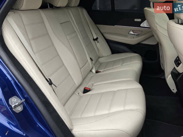 Синий Мерседес GLE-Class Coupe, объемом двигателя 2.93 л и пробегом 62 тыс. км за 77000 $, фото 12 на Automoto.ua