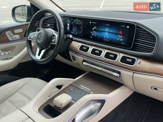 Мерседес GLE-Class Coupe 2021 в Киеве на Automoto.ua Синий Мерседес GLE-Class Coupe, объемом двигателя 2.93 л и пробегом 38 тыс. км за 74700 $, фото 35 на Automoto.ua