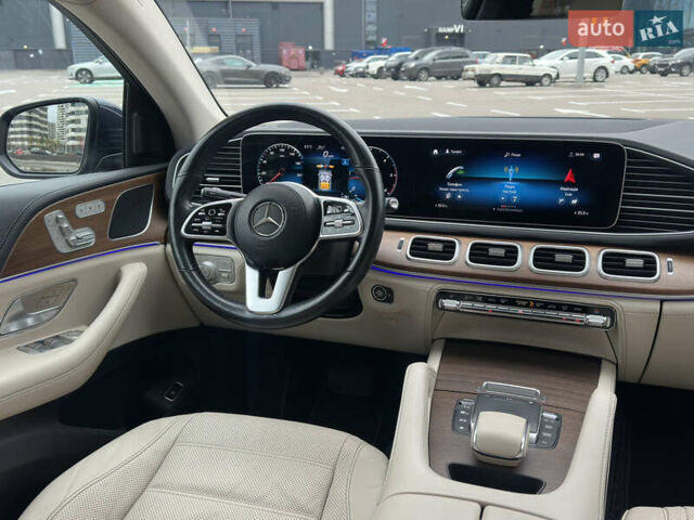 Мерседес GLE-Class Coupe 2021 в Киеве на Automoto.ua Синий Мерседес GLE-Class Coupe, объемом двигателя 2.93 л и пробегом 38 тыс. км за 74700 $, фото 26 на Automoto.ua