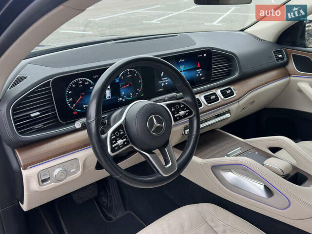 Мерседес GLE-Class Coupe 2021 в Киеве на Automoto.ua Синий Мерседес GLE-Class Coupe, объемом двигателя 2.93 л и пробегом 38 тыс. км за 74700 $, фото 23 на Automoto.ua