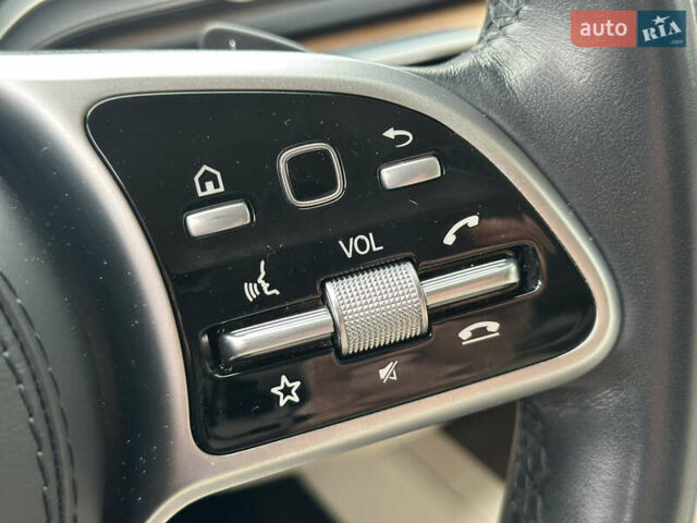 Мерседес GLE-Class Coupe 2021 в Киеве на Automoto.ua Синий Мерседес GLE-Class Coupe, объемом двигателя 2.93 л и пробегом 38 тыс. км за 74700 $, фото 25 на Automoto.ua