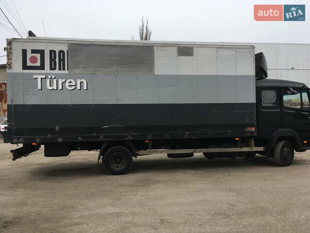 Чорний Мерседес LK-Series, об'ємом двигуна 6 л та пробігом 920 тис. км за 10800 $, фото 3 на Automoto.ua