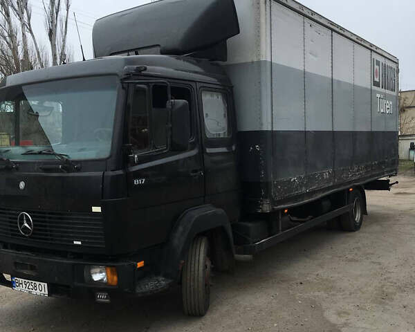Чорний Мерседес LK-Series, об'ємом двигуна 6 л та пробігом 920 тис. км за 10800 $, фото 7 на Automoto.ua