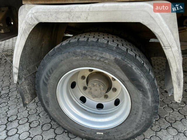 Фиолетовый Мерседес LK-Series, объемом двигателя 5.97 л и пробегом 447 тыс. км за 8200 $, фото 6 на Automoto.ua