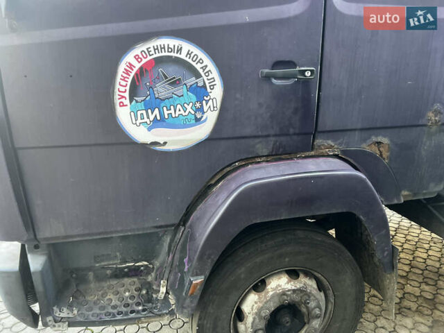 Фиолетовый Мерседес LK-Series, объемом двигателя 5.97 л и пробегом 447 тыс. км за 8200 $, фото 13 на Automoto.ua