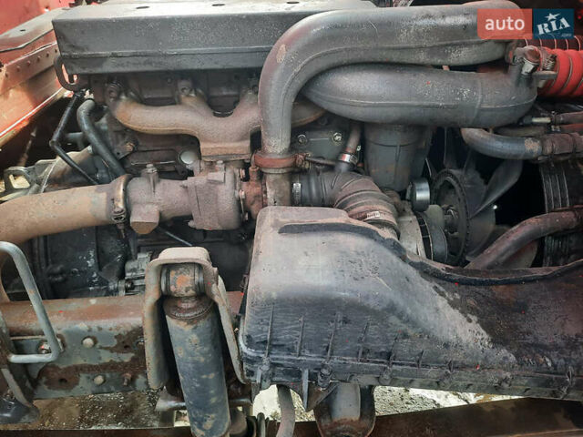 Красный Мерседес LK-Series, объемом двигателя 4.29 л и пробегом 857 тыс. км за 6500 $, фото 12 на Automoto.ua