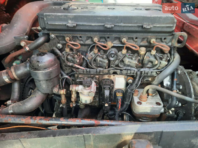 Красный Мерседес LK-Series, объемом двигателя 4.29 л и пробегом 857 тыс. км за 6500 $, фото 13 на Automoto.ua