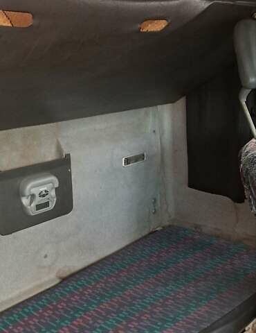 Мерседес LK-Series 1993 в Днепре (Днепропетровске) на Automoto.ua Мерседес LK-Series, объемом двигателя 6 л и пробегом 1000 тыс. км за 10000 $, фото 5 на Automoto.ua