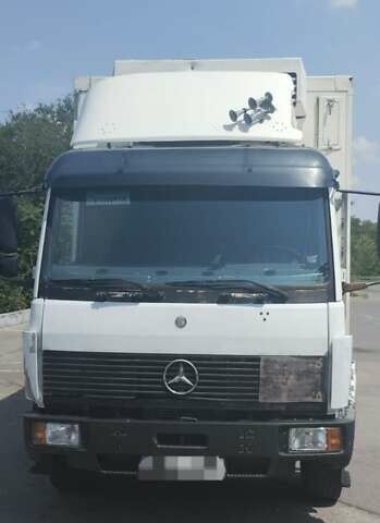 Мерседес LK-Series 1993 в Днепре (Днепропетровске) на Automoto.ua Мерседес LK-Series, объемом двигателя 6 л и пробегом 1000 тыс. км за 10000 $, фото 4 на Automoto.ua