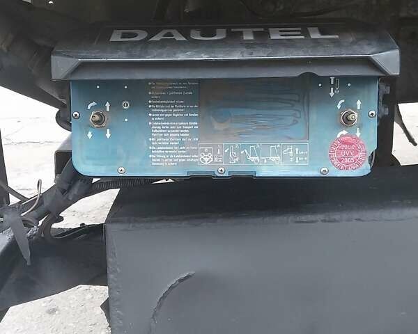 Зеленый Мерседес LK-Series, объемом двигателя 0 л и пробегом 802 тыс. км за 9000 $, фото 17 на Automoto.ua