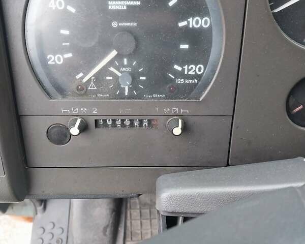 Зеленый Мерседес LK-Series, объемом двигателя 0 л и пробегом 802 тыс. км за 9000 $, фото 6 на Automoto.ua