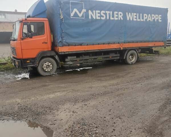 Червоний Мерседес LN-Series, об'ємом двигуна 6 л та пробігом 500 тис. км за 10000 $, фото 3 на Automoto.ua