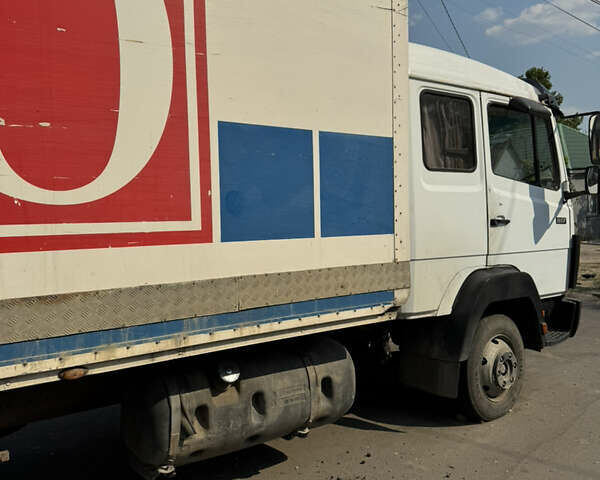 Мерседес LN-Series, об'ємом двигуна 6 л та пробігом 500 тис. км за 9999 $, фото 8 на Automoto.ua