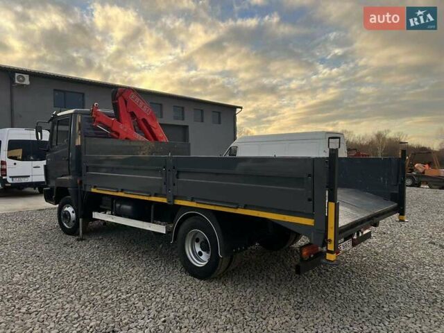 Серый Мерседес LN-Series, объемом двигателя 4.25 л и пробегом 370 тыс. км за 23999 $, фото 2 на Automoto.ua