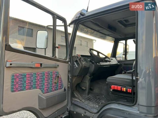 Серый Мерседес LN-Series, объемом двигателя 4.25 л и пробегом 370 тыс. км за 23999 $, фото 12 на Automoto.ua