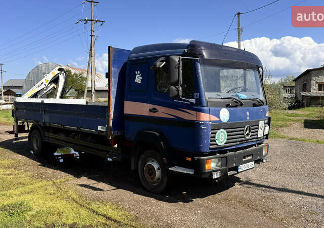 Синий Мерседес LN-Series, объемом двигателя 6 л и пробегом 864 тыс. км за 14700 $, фото 3 на Automoto.ua