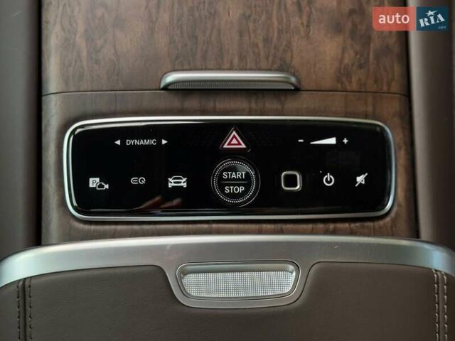 Чорний Мерседес Maybach EQS SUV, об'ємом двигуна 0 л та пробігом 3 тис. км за 207582 $, фото 33 на Automoto.ua