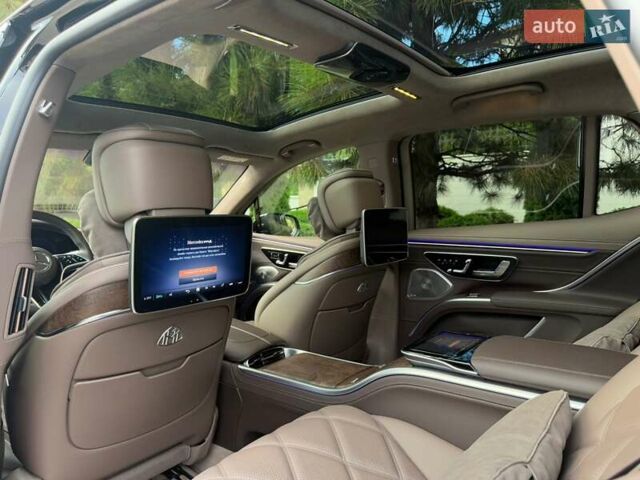 Чорний Мерседес Maybach EQS SUV, об'ємом двигуна 0 л та пробігом 3 тис. км за 207582 $, фото 42 на Automoto.ua