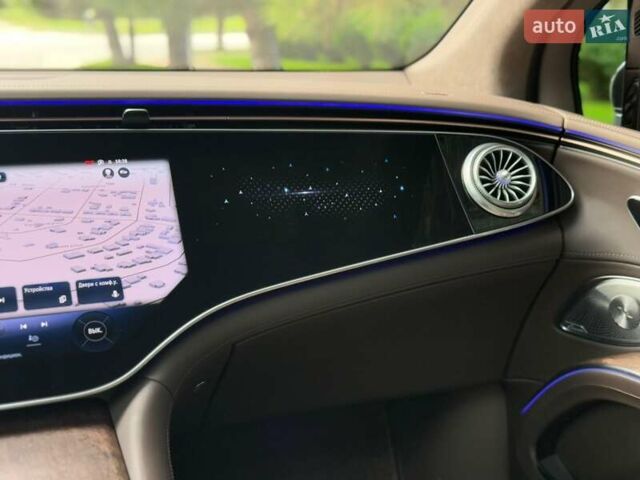 Чорний Мерседес Maybach EQS SUV, об'ємом двигуна 0 л та пробігом 3 тис. км за 207582 $, фото 48 на Automoto.ua