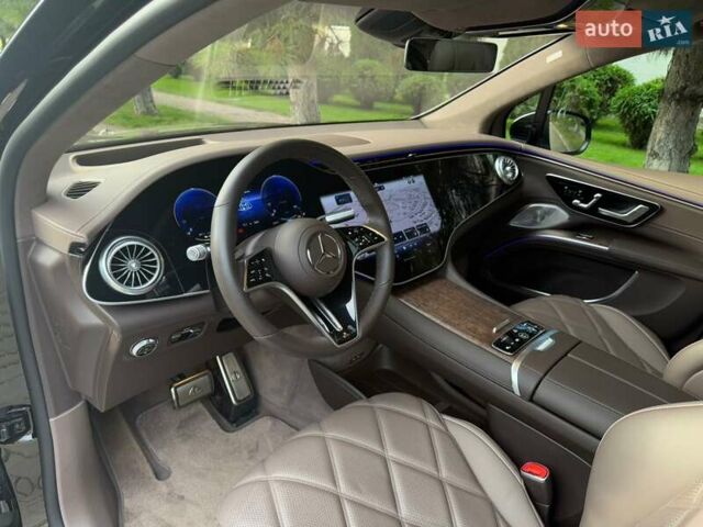 Чорний Мерседес Maybach EQS SUV, об'ємом двигуна 0 л та пробігом 3 тис. км за 207582 $, фото 26 на Automoto.ua