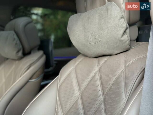 Чорний Мерседес Maybach EQS SUV, об'ємом двигуна 0 л та пробігом 3 тис. км за 207582 $, фото 24 на Automoto.ua