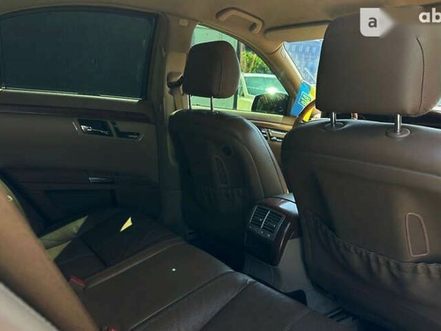 Мерседес Maybach S-Class, объемом двигателя 0 л и пробегом 450 тыс. км за 11199 $, фото 21 на Automoto.ua