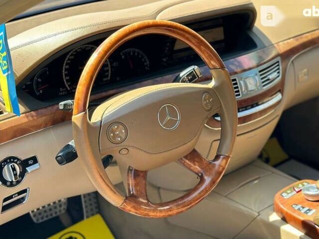 Мерседес Maybach S-Class, объемом двигателя 0 л и пробегом 450 тыс. км за 11199 $, фото 10 на Automoto.ua