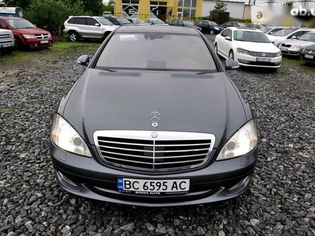Мерседес Maybach S-Class, объемом двигателя 4.7 л и пробегом 195 тыс. км за 14500 $, фото 22 на Automoto.ua