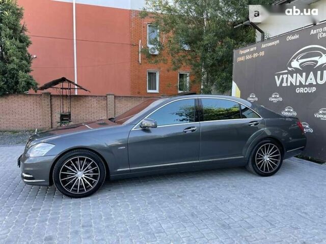 Мерседес Maybach S-Class, объемом двигателя 4.7 л и пробегом 130 тыс. км за 18900 $, фото 17 на Automoto.ua