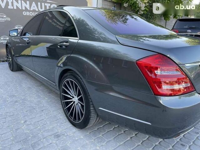 Мерседес Maybach S-Class, объемом двигателя 4.7 л и пробегом 130 тыс. км за 18900 $, фото 27 на Automoto.ua