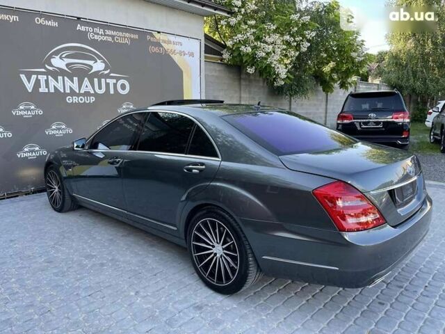 Мерседес Maybach S-Class, объемом двигателя 4.7 л и пробегом 130 тыс. км за 18900 $, фото 24 на Automoto.ua