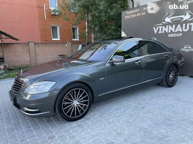 Мерседес Maybach S-Class, объемом двигателя 4.7 л и пробегом 130 тыс. км за 18900 $, фото 16 на Automoto.ua