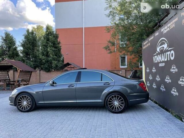 Мерседес Maybach S-Class, объемом двигателя 4.7 л и пробегом 130 тыс. км за 18900 $, фото 19 на Automoto.ua