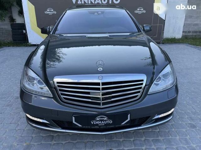 Мерседес Maybach S-Class, объемом двигателя 4.7 л и пробегом 130 тыс. км за 18900 $, фото 2 на Automoto.ua