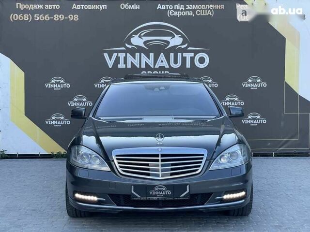 Мерседес Maybach S-Class, объемом двигателя 4.7 л и пробегом 130 тыс. км за 18900 $, фото 1 на Automoto.ua