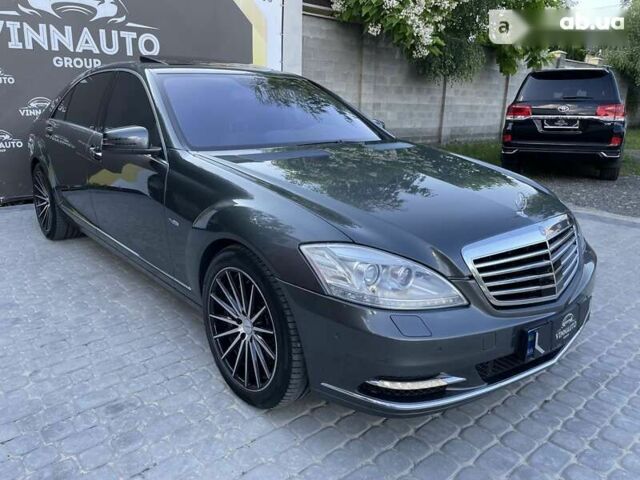 Мерседес Maybach S-Class, объемом двигателя 4.7 л и пробегом 130 тыс. км за 18900 $, фото 4 на Automoto.ua