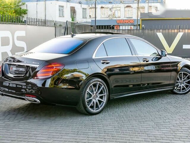 Мерседес Maybach S-Class, об'ємом двигуна 4 л та пробігом 8 тис. км за 110000 $, фото 5 на Automoto.ua